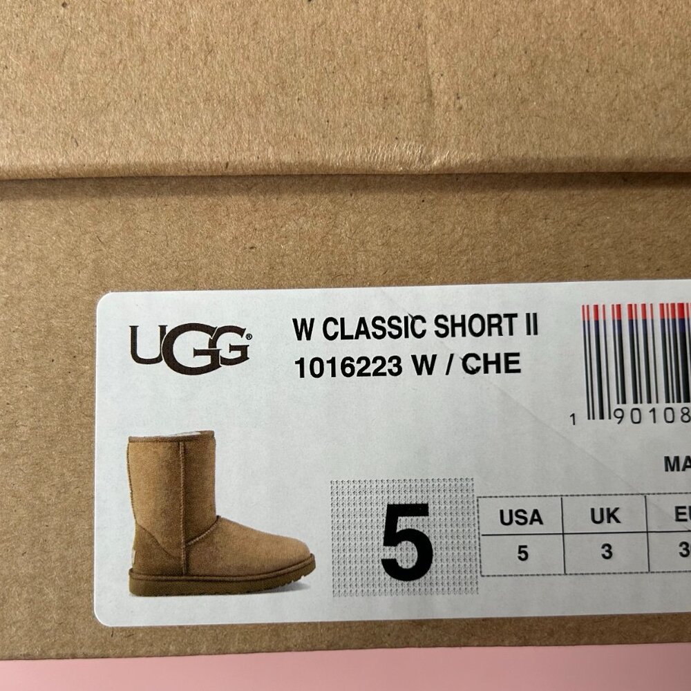 NWT Ugg Women's Classic Short II - Picture 5 of 13